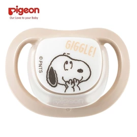 日本Pigeon 親膚安撫奶嘴-M碼 3-6個月 史努比