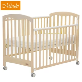 Misuki 2合1嬰兒床 #MS5018 (附送4.8吋床褥及兒童床攔板)-原木色